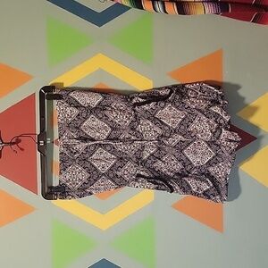 Three Pink Hearts Women's Floral Print Shorts Romper With Pockets Size Small